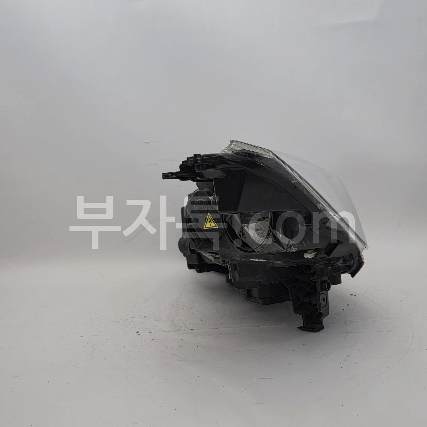 hXeViXTAhO2Ds23QVSUVf57ko14XhCA3kr7iyMJRcWR5Zr.jpg
