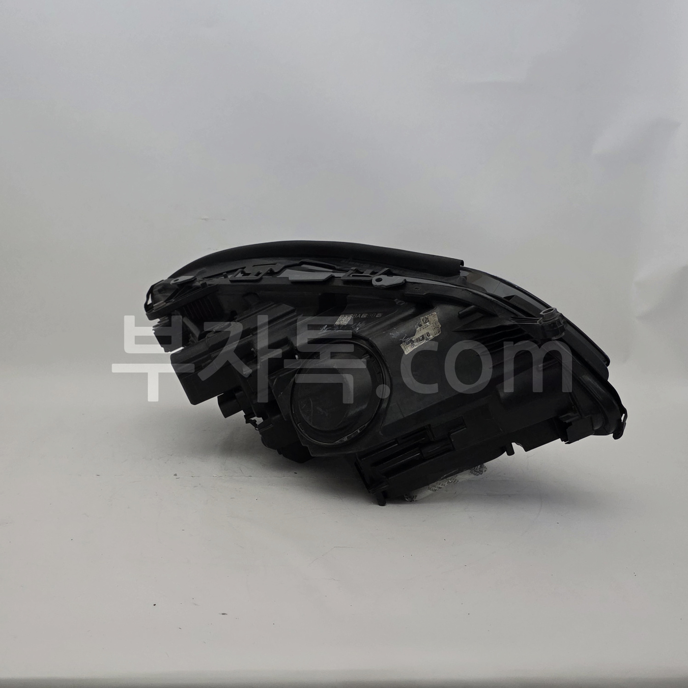s3PjbxdT7K8XQS9d4QC2VsiqLA3Czq1dKpO02nwccWR5Zr.jpg